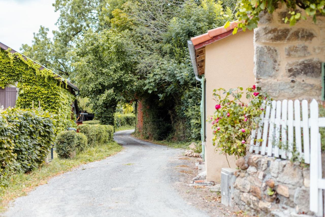 Le Gite De Romain Sanvensa Exterior foto